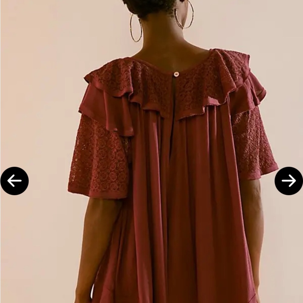 Free People Ruffles and Lace Deep Rose Romper Size Medium NWOT - Picture 2 of 4